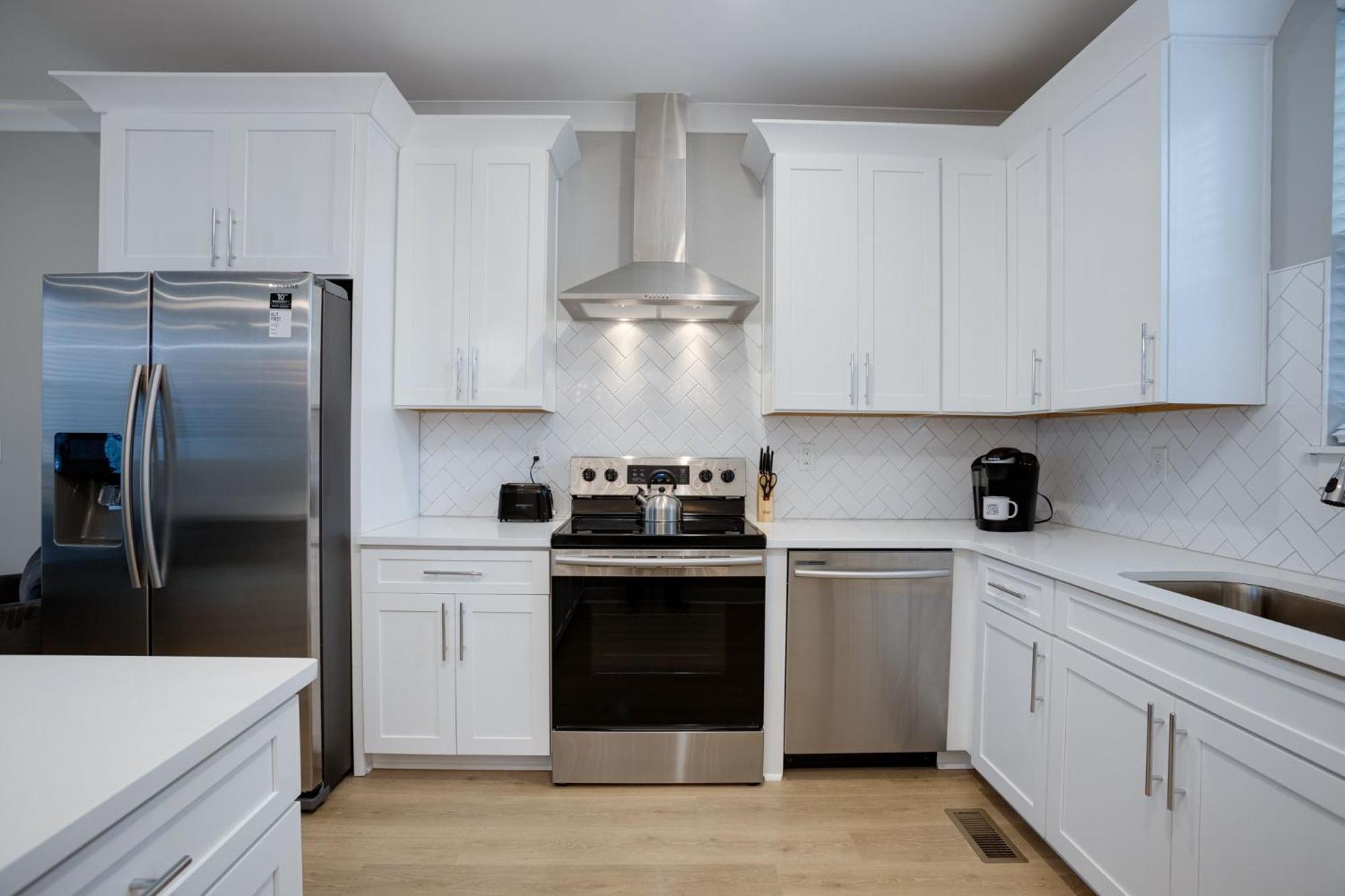 Modern Townhome, 10Min To Downtown! 8Min To Grand Ole Opry! Sleeps 8! Nashville Extérieur photo