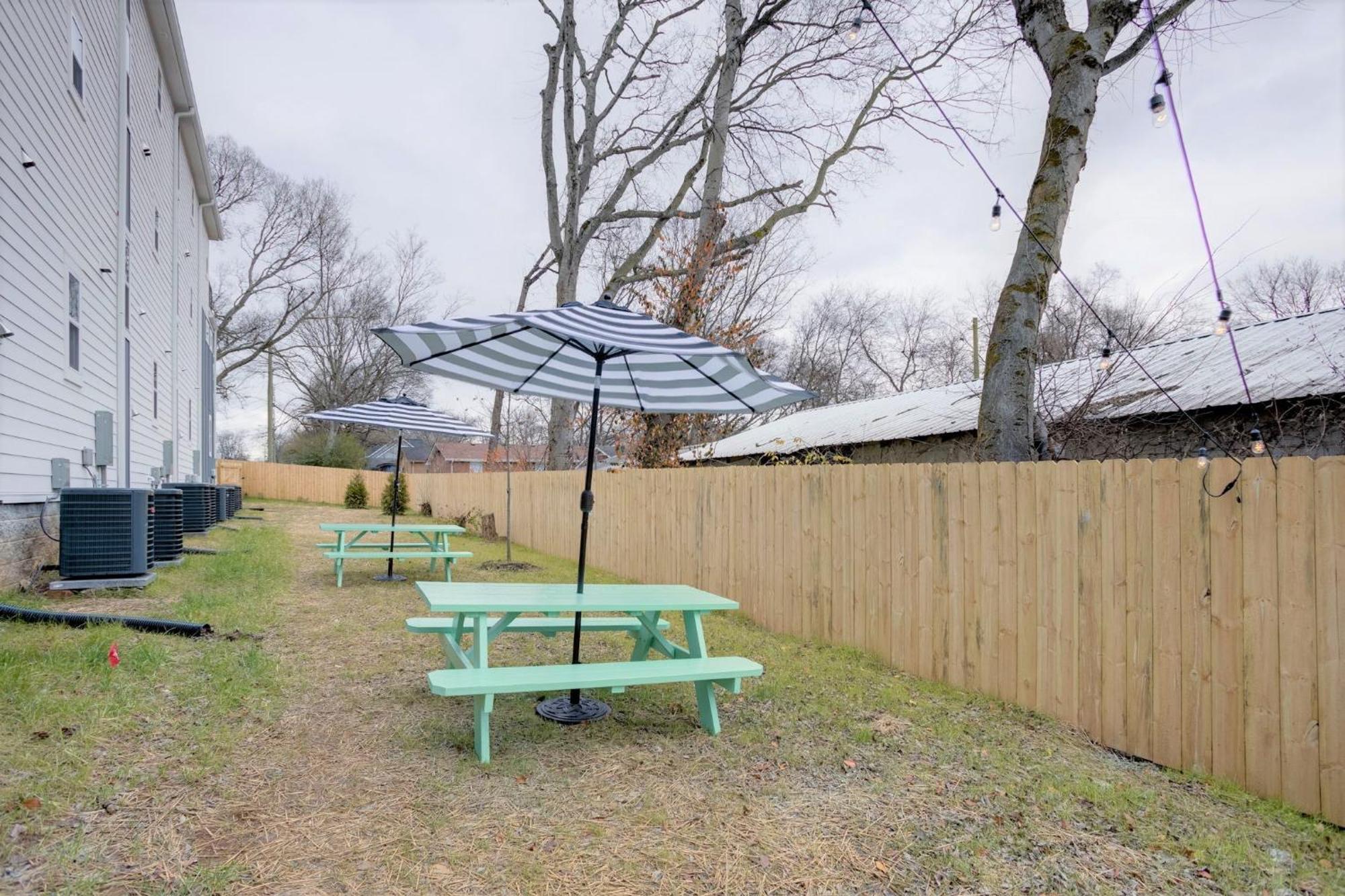 Modern Townhome, 10Min To Downtown! 8Min To Grand Ole Opry! Sleeps 8! Nashville Extérieur photo
